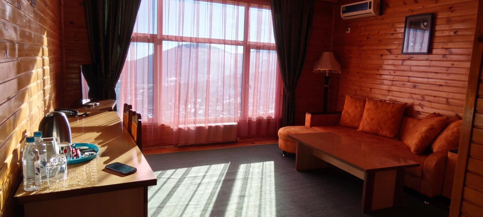 Kungut Hotel & Restaurant Şǝki Eksteriør bilde